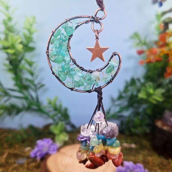 Handmade Green Aventurine Crystal Moon Décor #7 - Picture 1 of 3